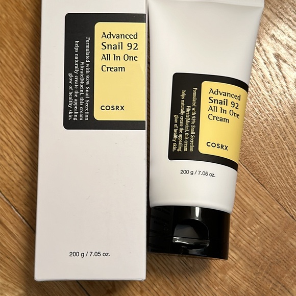 NEW COSRX Advanced Snail 92 All in One Cream 200 g - Picture 2 of 5